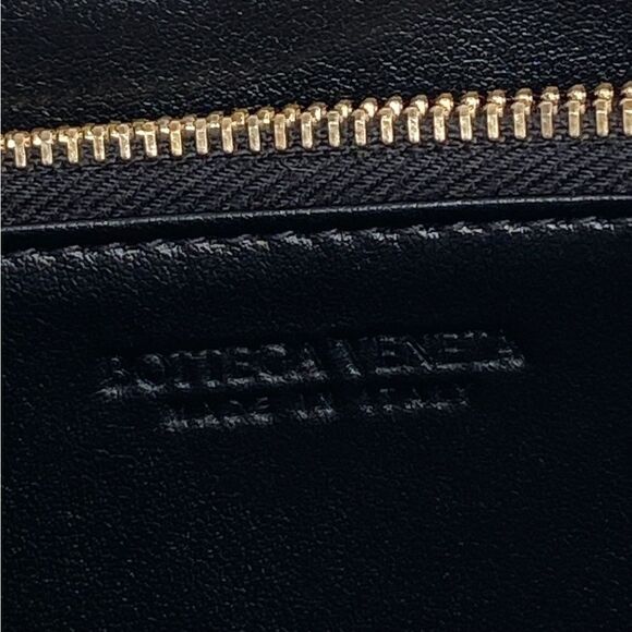 Bottega Veneta Intrecciato Leather Zip-Around Wallet - Picture 13 of 13